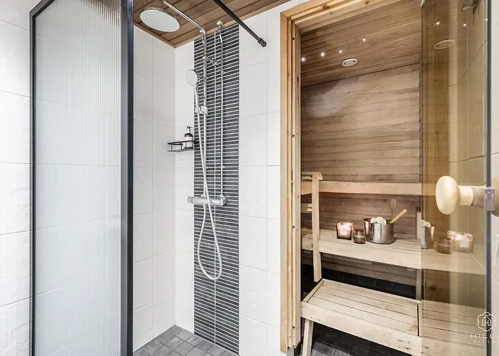 Center Alpine By Hilla Levi