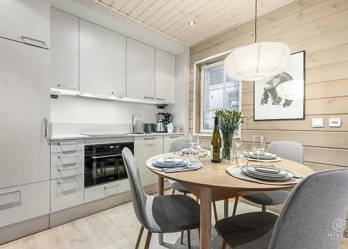 Center Alpine By Hilla Levi