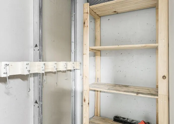 Center Alpine By Hilla * Levi